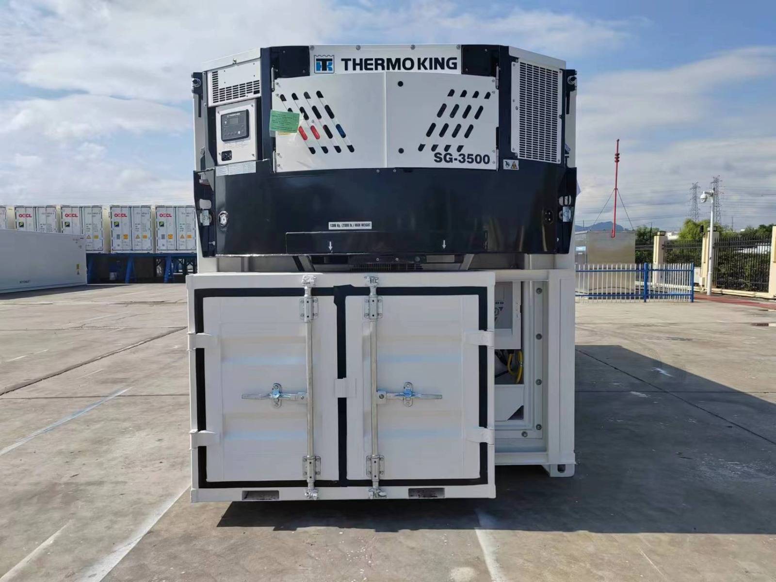 20ft-reefer-military-grade-electricdiesel-mc-containers-2.jpg